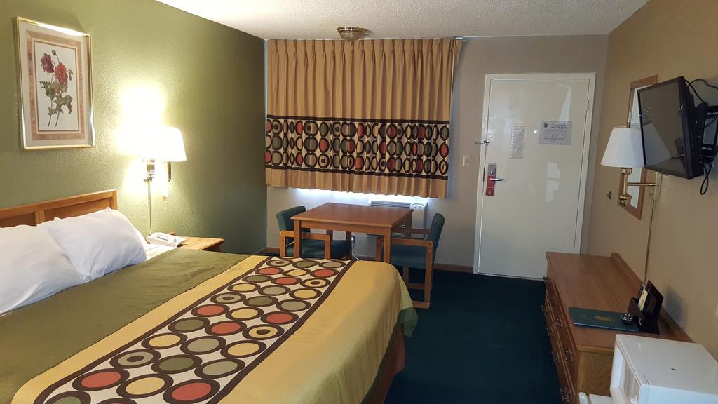 Budgetel Inn & Suites Butler Exteriér fotografie