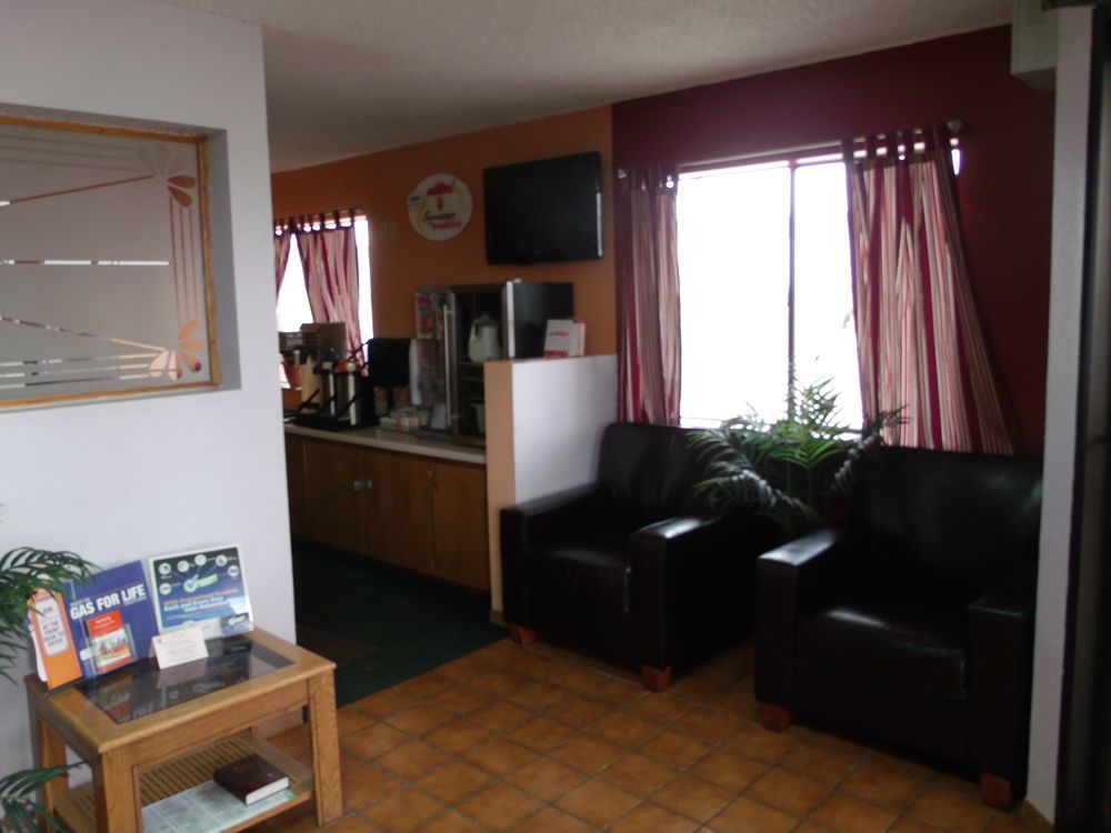 Budgetel Inn & Suites Butler Exteriér fotografie